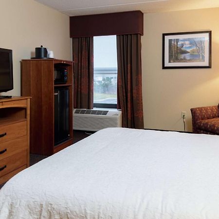 Hampton Inn Muskegon Muskegon Heights Exterior foto